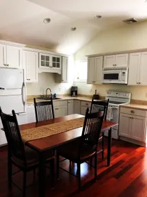 The Carriage House - Image 4