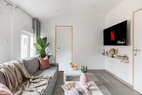 Beautiful fully-equipped 2 bedroom (Netflix, Disney+ included) - Image 3