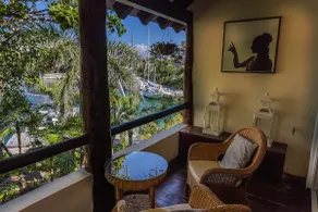 cosy apartment fastwifi best private beach - Image 2