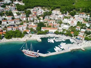 Sea view app Milenko in Brela center - Image 3