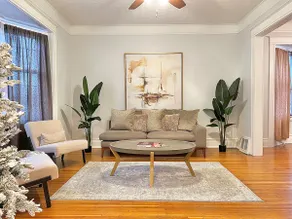 4-Bedroom Townhouse Centrally Located - Image 4