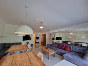 Apartment with a view of the woods • AC • Wi-Fi • Beach Exit • Swimming pool - Image 3