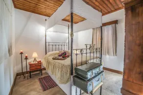 Apokryfo Traditional Guesthouse - Image 5