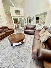 Lissa's Retreat- 4 BDRM 3 BA Sleeps 12! Indoor Pool, Gym, Fishing, Golf, & Park - Image 4