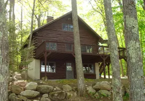Lakefront Log Home - Image 4