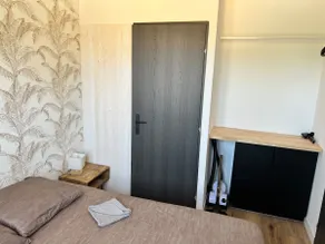 2 - Cozy and bright apartment near the center - Image 2