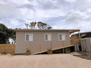 Aloha Robe Accommodation - Image 2