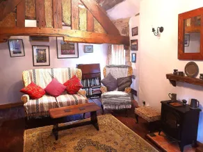 Stag Cottage, a gorgeous C16 Elizabethan cottage - Image 2