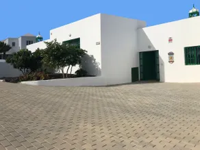 LOS ABUELOS - Image 3