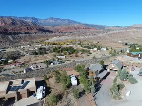 Western Home Overlooking Red Cliffs In Leeds Ut - Image 2