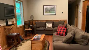 Cabin in Pulaski! All amenities, reserve today! - Image 4