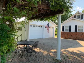 Hoosier Homestead in scenic southern Indiana - Image 3