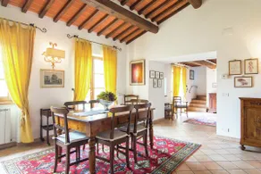 Luxurious, cozy apartment with pool near Cortona in Tuscany versatile - Image 2