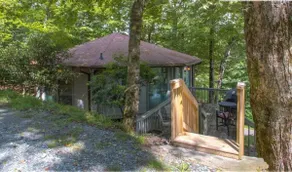 Private, Cozy BeechHouse for your mountain getaway - Image 3