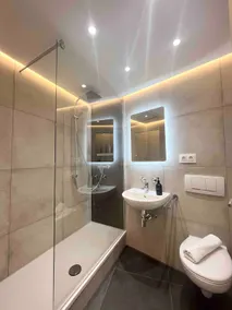 GREAT CITY VIEW | 32 FLOOR | Netflix/Boxspringbett - Image 4