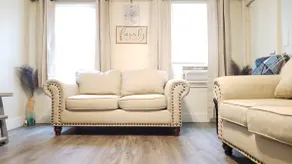 Lovely Upper 2Bedroom Getaway》Free Wi-Fi & Parking - Image 4