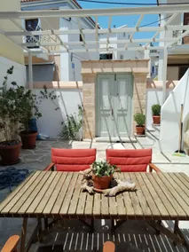 Aegina Port Apts 5-Apartment in Port 5 - Image 2