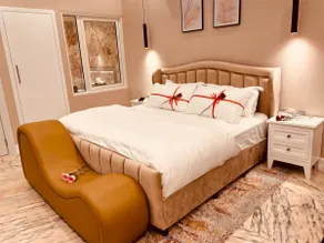 Luxury hotel suite (60m) with bedroom and private entrance - Image 4