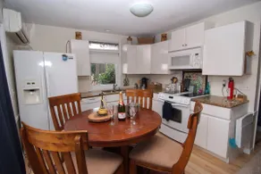 Country Retreat - 2BR apartment; day trip to beach - Image 2