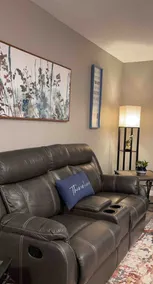 Spacious 3 BD Close To Everything! You’ll Love It! - Image 5