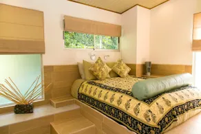 Don't stay near the beach, stay on it! 2 Bed pool - Image 3