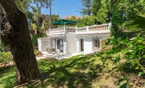 Small villa with sea view. - Image 2
