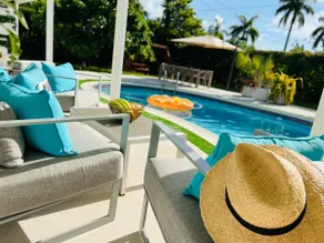 Miami Paradise•3 Bed rooms•Htd Pool•Mini Golf+ BBQ - Image 2