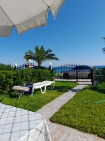 Seafront Apartment Pefkochori - Image 5