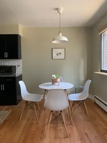 lakefront apartment - Image 5