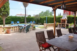 Spacious house with pool, terraces near the beach - Image 2