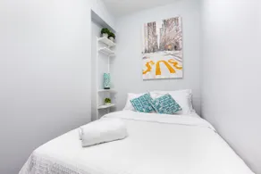 ModernLuxuryHighrise w/Parking - Maple Leaf Square - Image 5