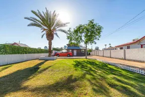 Your Tiny Downtown Home with Backyard Unit D - Image 4