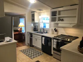 Beaufort SC New Renovation, Close to Parris Island, Historic Downtown, Beautiful Beaches, Sleeps 7 - Image 4