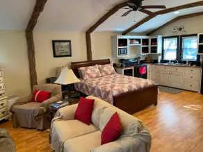 Cozy Cottage in downtown Boone - Image 5