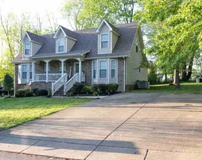 3BR Executive Stay | 30 min to Nashville - Image 3