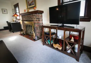 Dutch colonial Century home - Image 4