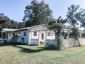 Quiet Cottage on 41-Acre Farm | Private Front Acre - Image 2