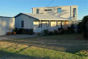 Dover Cottage - Stunning Sea Views and Relaxation - Image 2