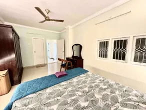 Classic Grey 3bhk fully furnished home - Image 4