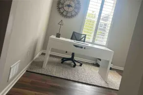 Beautiful Townhome | 3BR, 2.5BA w/King Bed - Image 4