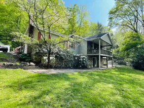 Hidden River Lodge at Hawk Mountain - Image 2