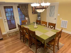 Great Paw Paw Lake Getaway - Close to Beaches! - Image 3
