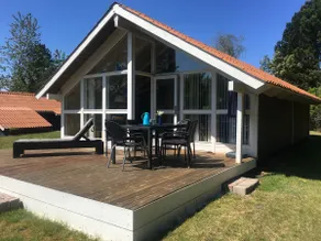 Family cottage with beach and forest as a neighbor - Image 3