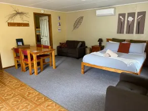 Howqua Cottage - Fernleigh Accommodation - Image 5