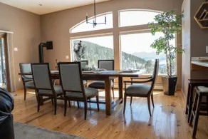 Stunning, Lux Mountain Retreat in Black Hawk - Image 3