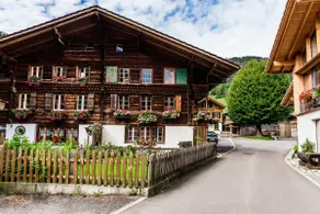 Simple and Rustic - Apartment in Historic House - Image 3