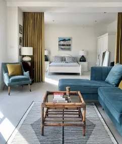 Water's Edge Penthouse - Image 3