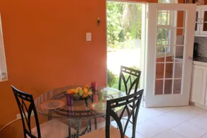 Tropical Apartments Tobago Coral & Palm apt - Image 4