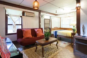 Job Sri Dha - Lanna Style Home & Yoga - Image 4