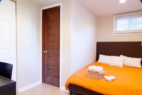 1BR Oasis near Takoma Metro Minutes to Capital - Image 5
